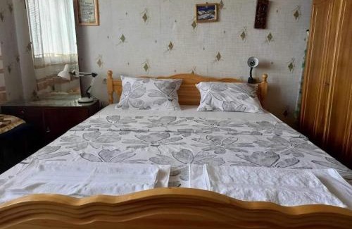Sliven Apartment | Vintage Vibes - Family Flat in a Quiet Area