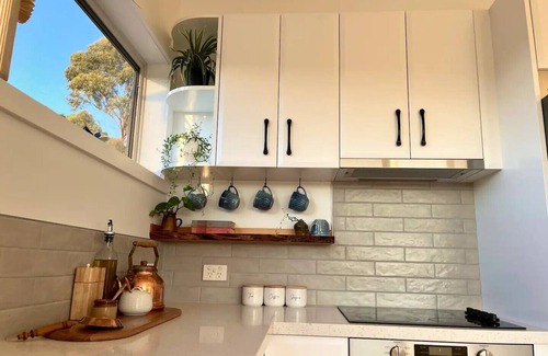 Coles Bay House | Viola - A coastal holiday retreat!