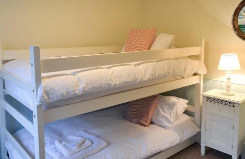 Deal House | Violet Cottage