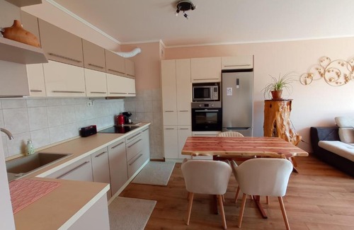Nyiregyhaza Apartment | Violet Superior