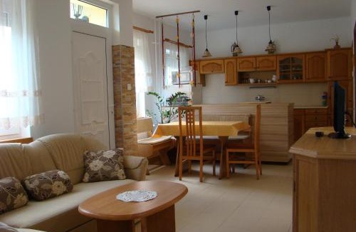 Keszthely Apartment | Violetta Vendégház
