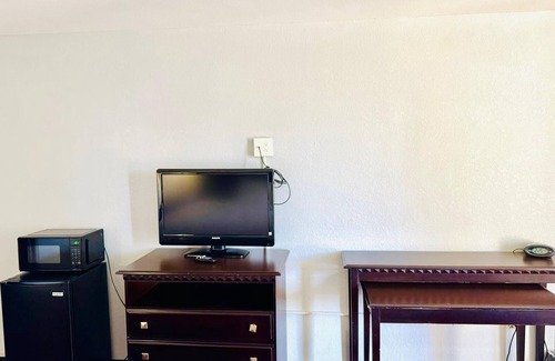 Paris Hotel | VIP INN AND SUITES