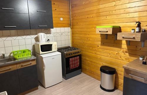 Felsotarkany Apartment | Virág Apartman