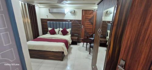 Dehradun House | Viraj Homestay & Restaurant
