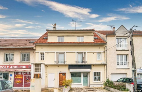 Port-Aviation Apartment | ViryZen 30 minutes from Paris