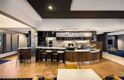 San Jose Apartment | Visit Winchester Mystery House! Available Free Shuttle to San Jose Airport!