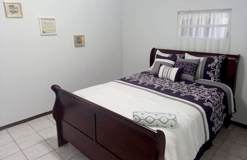 Piedras Blancas House | Vista Azul