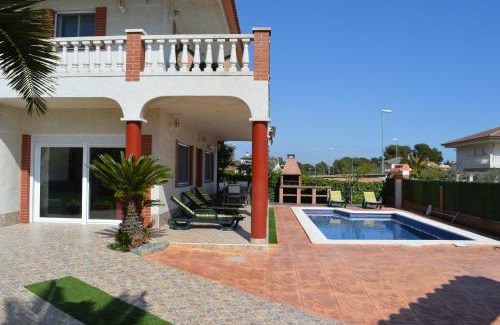 Cubelles Villa | Vista Cunit