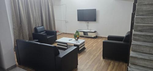 Cidco House | Vista homez