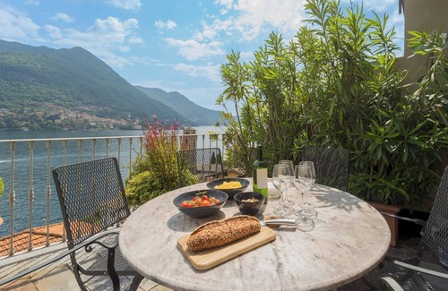 Carate Urio Apartment | Vista Lario by Rent all Como