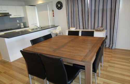 Para Wurlie House | Vista Mare - Point Turton