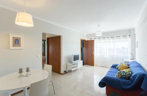 Penha de Franca Apartment | Vista Rio
