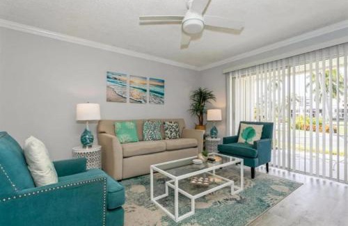 Isla del Sol House | Vista Verde East 8-164