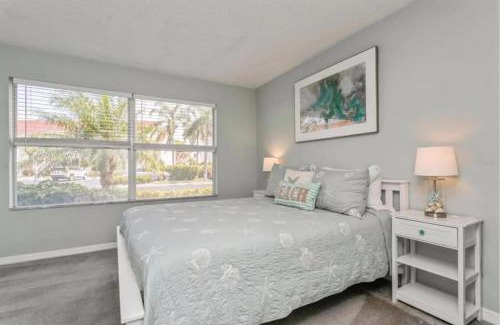 Isla del Sol House | Vista Verde East 8-164