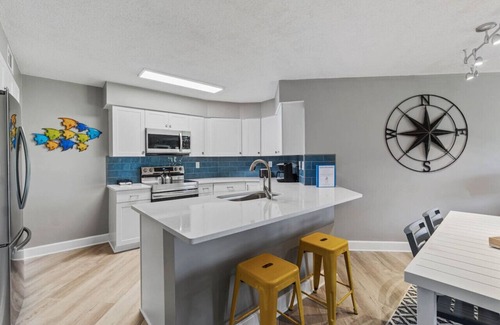 St. Petersburg Condo | Vista Verde West|6-136| 2BD 2BA