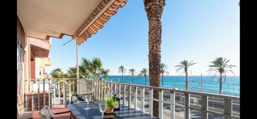 Vilassar de Mar Apartment | Vistamar Beach 30 min Barcelona