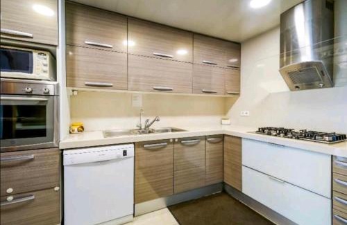 Vilassar de Mar Apartment | Vistamar Beach 30 min Barcelona