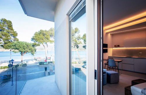 Marina di Campo Apartment | Vistamare Suite & Room