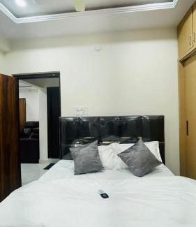 Kukatpally Housing Board Colony House | Viswanadhuni's Antilia Comfort Stay Inns Single Rooms