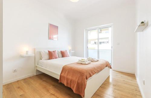 Cacilhas Apartment | Vita Portucale ! Almada Sweet Retreat