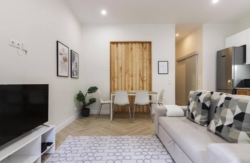 Sao Jorge de Arroios Apartment | Vita Portucale | Lisbon Design Apt. with Terrace