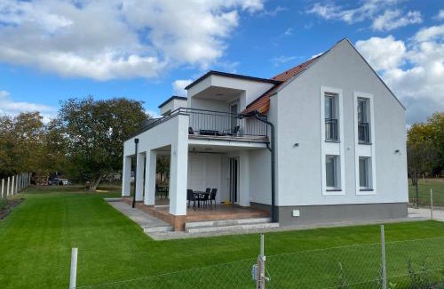 Balatonszarszo Apartment | Vitorlás Apartman