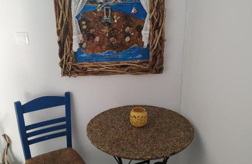 Agios Prokopios Apartment | Vitzileos Studios