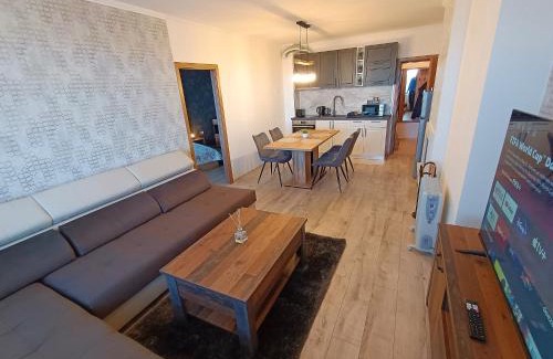 Pamporovo Apartment | Viva 4 Apartment ski to the door complex Grand Monastery Pamporovo