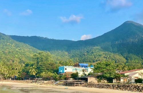 Chaloklum Hotel | VIVA on the Beach Hotel