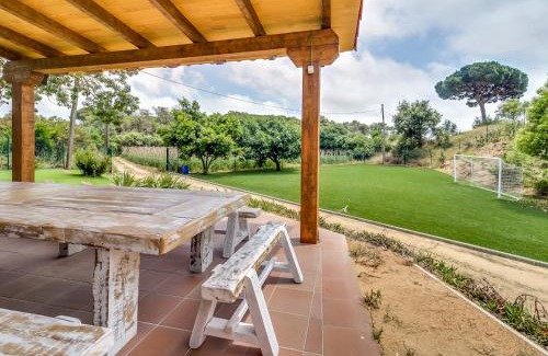 Palafolls House | Vivalidays Can Palomo