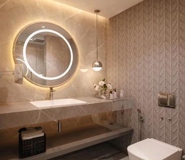 Vijayawada Hotel | Vivanta Vijayawada, MG Road