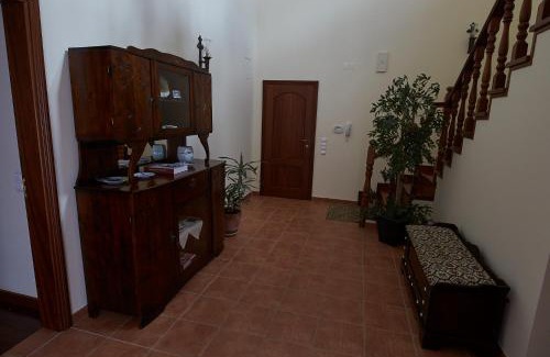 Angra do Heroismo Bed & Breakfast | Vivenda da Saudade B&B