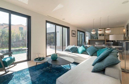 Paraiso House | Vivenda Espaçosa com Piscina Aquecida Mt-discreta