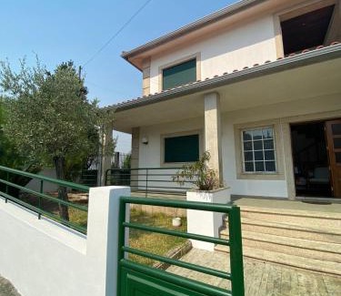 Fareja Villa | Vivenda Juliano Freitas