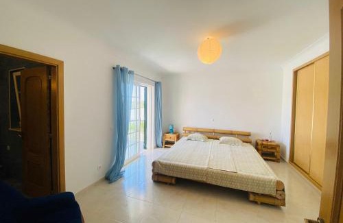 Estombar House | Vivenda Soares