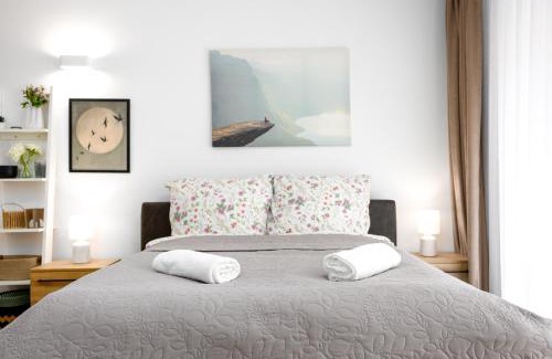 Corvin negyed Apartment | Vivid Studio with Balcony with FREE Private Parking
