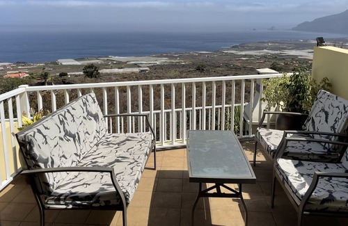 Tigaday Ski Chalet | Vivienda Vacacional Los Roques. Increíbles vistas al mar y a la montaña.