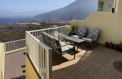 Tigaday Ski Chalet | Vivienda Vacacional Los Roques. Increíbles vistas al mar y a la montaña.