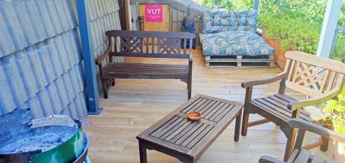 Torrejon del Rey Apartment | Viviendas Uso Turisitico, Al BUHAR