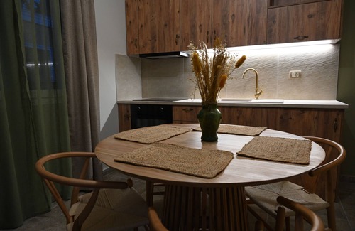 Kefalonia Apartment | Vivis Hub