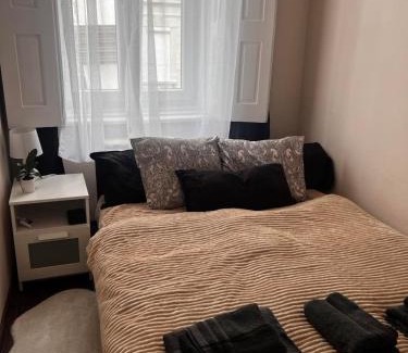Krisztinavaros Apartment | VM56