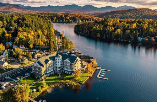 Saranac Lake Hotel | voco Saranac Lake NY - Waterfront by IHG