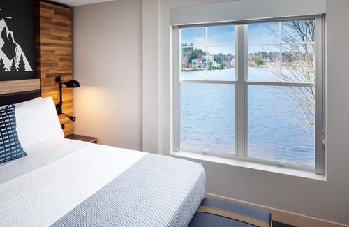 Saranac Lake Hotel | voco Saranac Lake NY - Waterfront by IHG