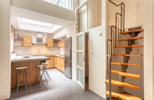 Centrum Apartment | Voldersgracht Canal Home Haarlem