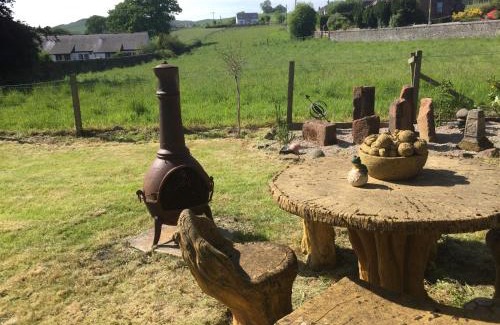 Penpont House | Vollie House with Hot Tub, Sauna & Log Burner