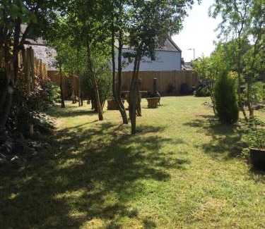 Penpont House | Vollie House with Hot Tub, Sauna & Log Burner
