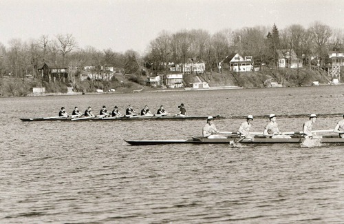 Culver House | Vonnegut House Sleeps 16 Summer/ 6 Winter - East Shore Lake Maxinkuckee Academy