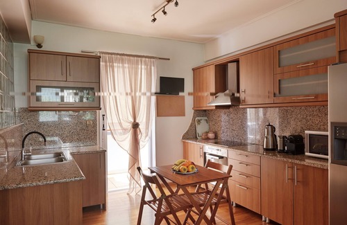 Vari-Voula-Vouliagmeni House | Voula Riviera Stylish Maisonette with Lush Garden, Near-Beach!