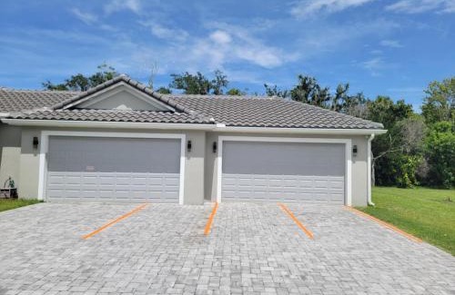 Merritt Island House | Voyager Inn