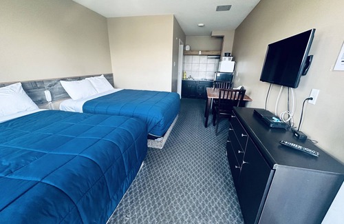 Rocky Mountain House Hotel | Voyageur Motel